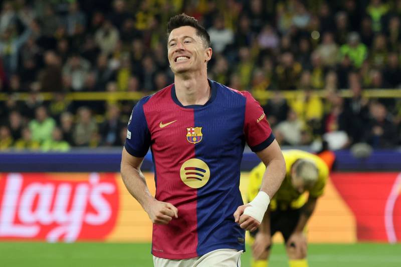 Robert Lewandowski (Barcelona) – 25 bàn