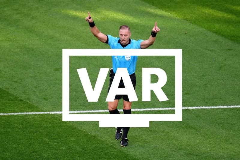 VAR là gì trong bóng đá?